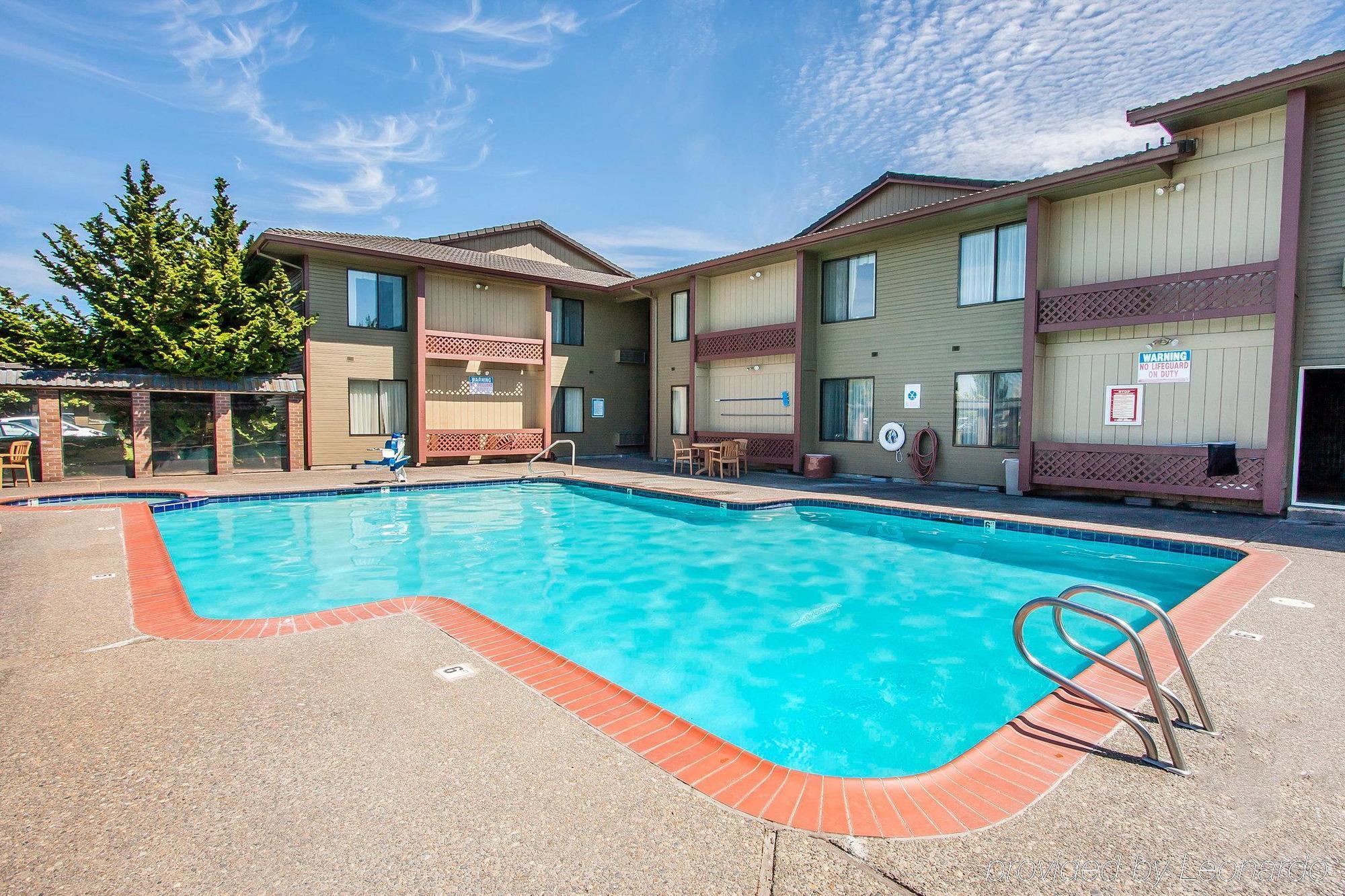 Comfort Inn Conference Center Hillsboro Buitenkant foto